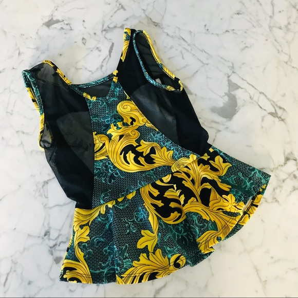 NEW Peplum Pattern Top - Picture 6 of 8